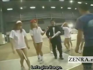 Subtitruota bottomless japoniškas gyaru grupė baton relay
