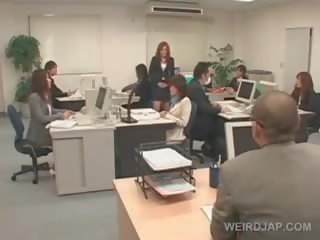 Jepang cutie gets roped to her kantor chair and fucked