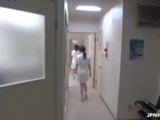 Japonesa enfermera consigue traviesa con un convertido en part6